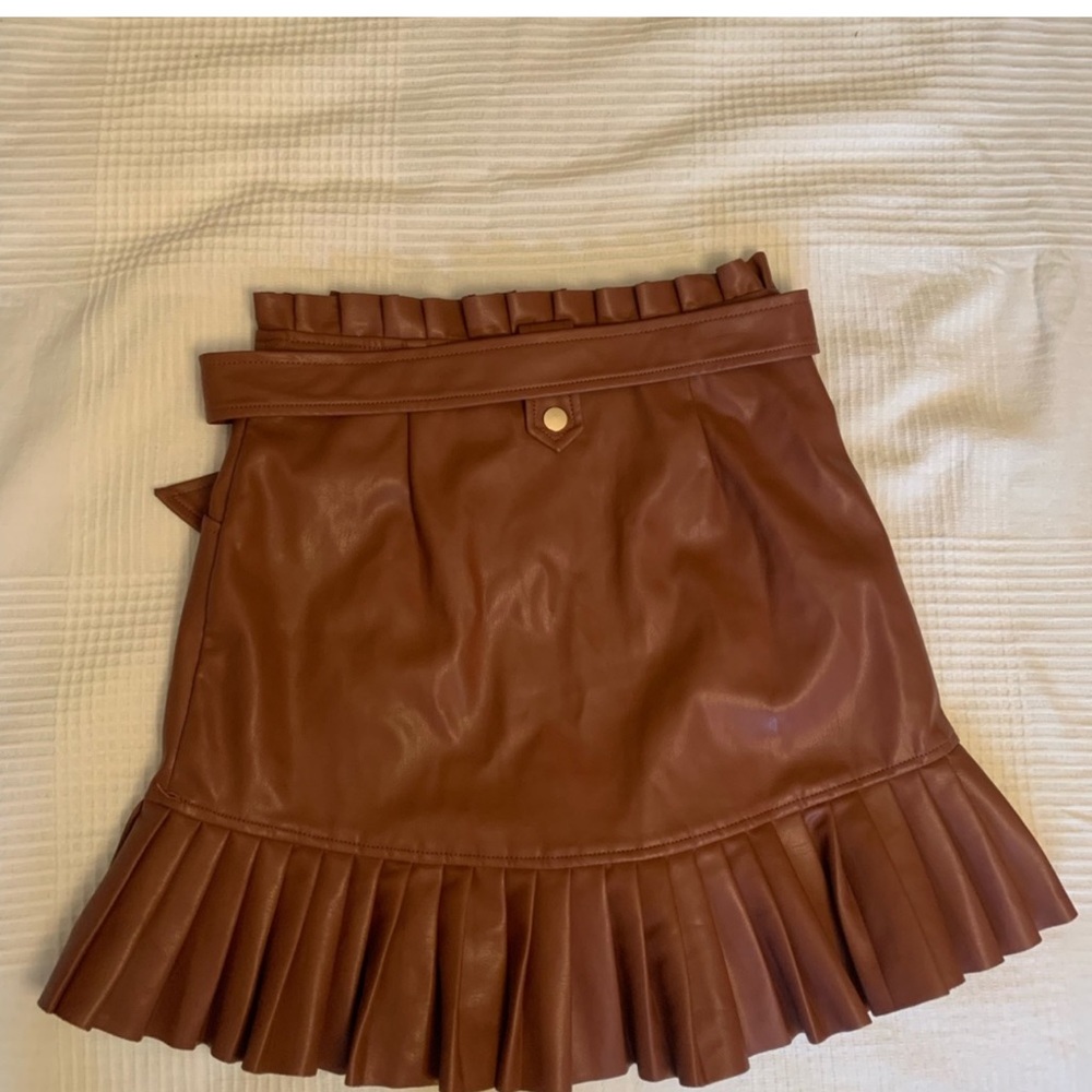COPY - Zara Faux Leather Pleated Mauve Mini
Skirt, XSmall - Picture 3 of 7